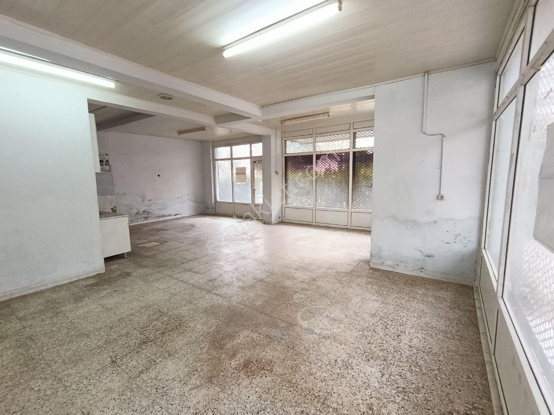 Torbalı Satılık Dükkan 55 M2