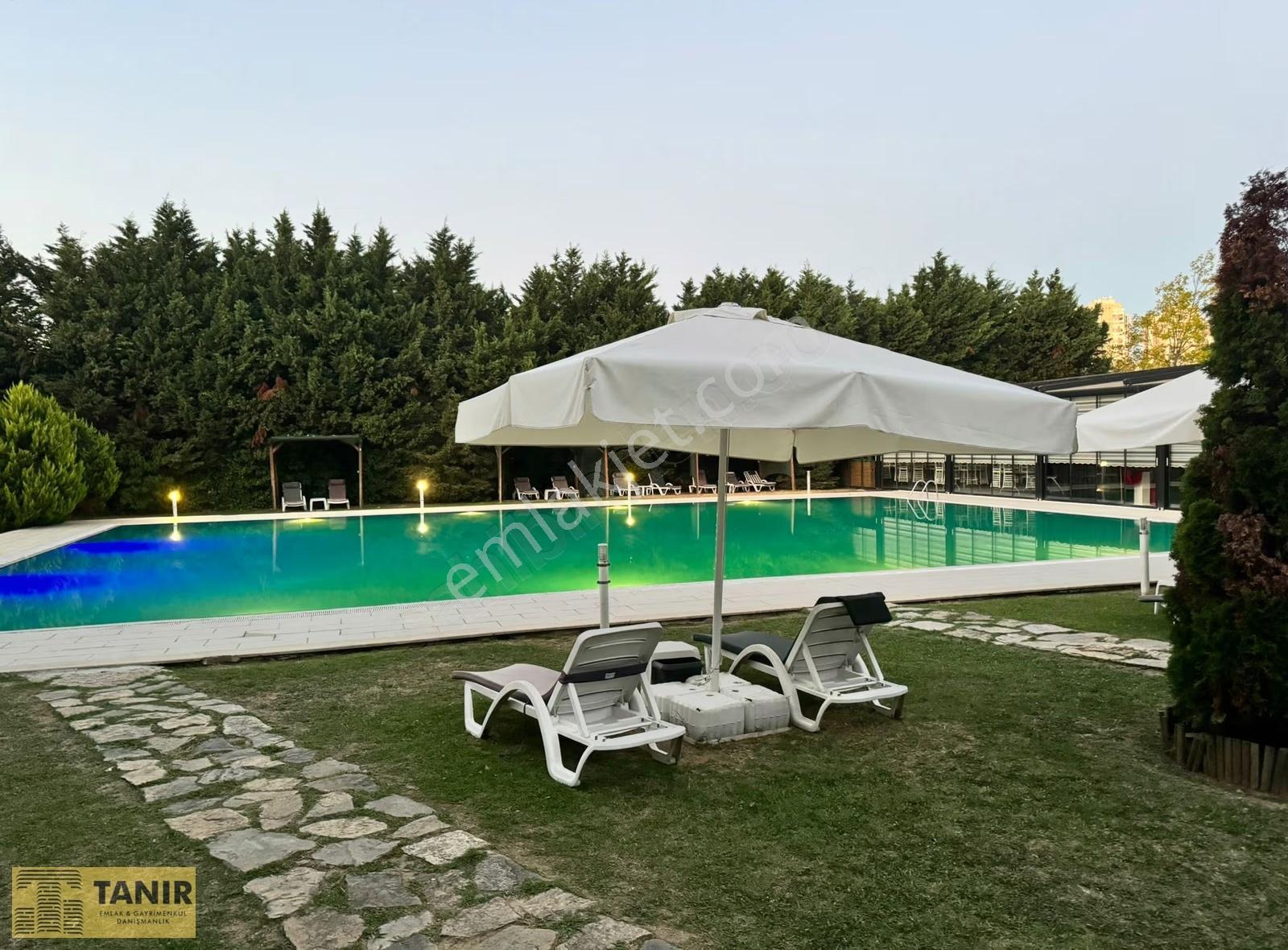 Bahcesehir Lüks Eşyalı Spradon Residance Kiralık 1+1 Daire - Görsel 13