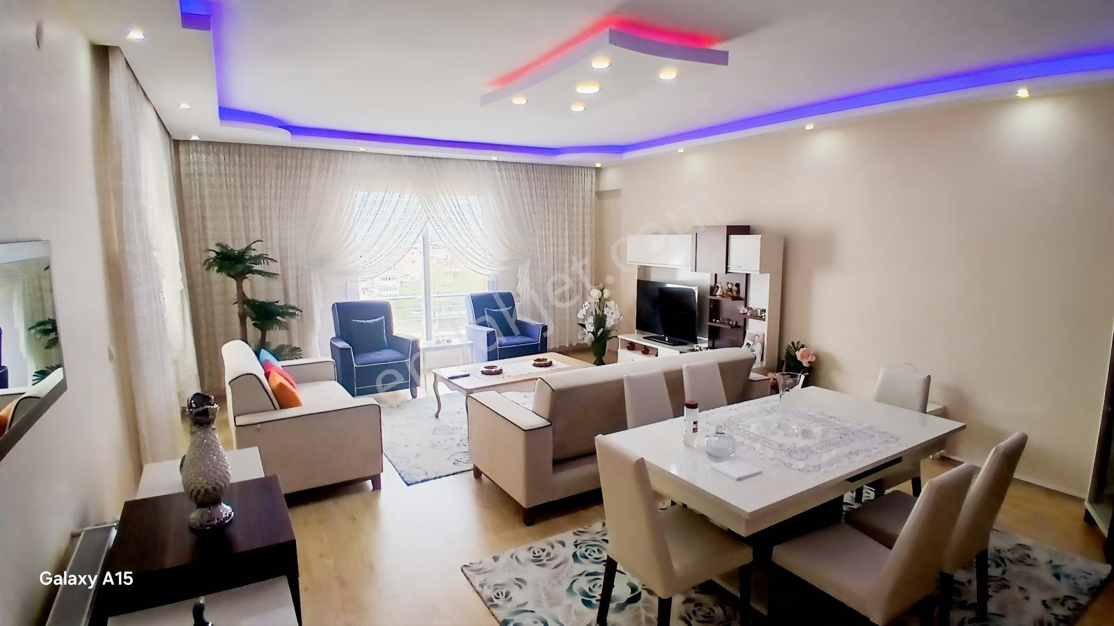 Cumhuriyet'te 218 M² Ve 4+1 Muhteşem Daire - Görsel 14