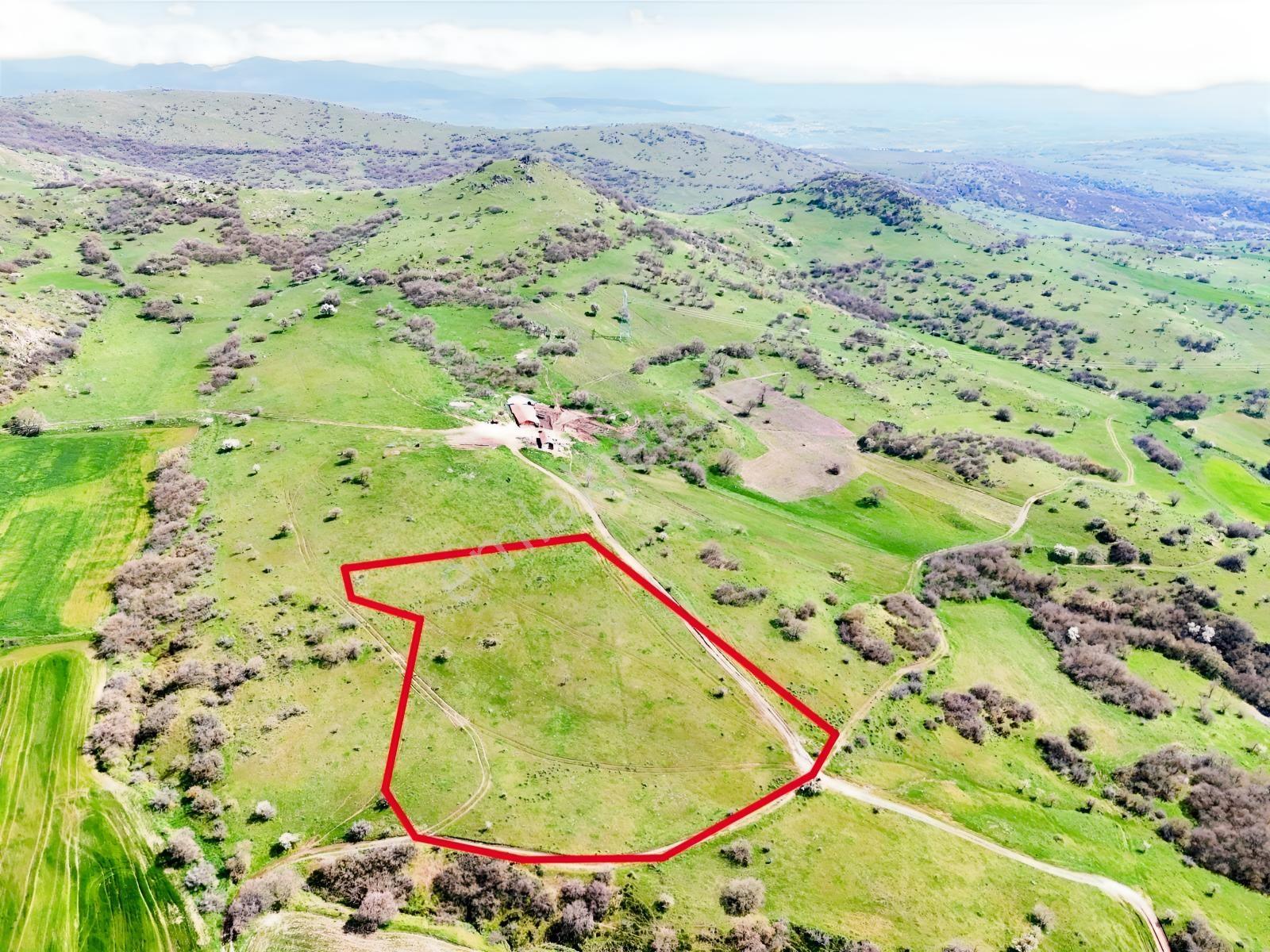 Altıeylül Akarsu Mah. 8800 M² 90 Mt Kadastral Yola Sahip Tarla - Görsel 9