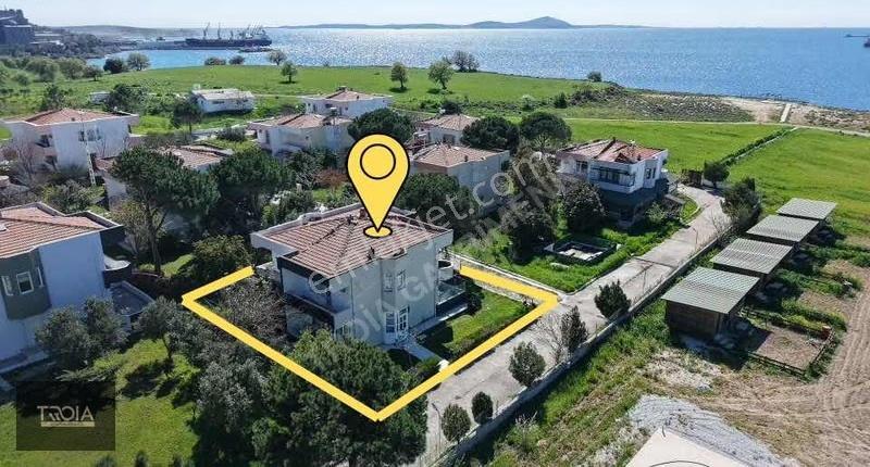 Denize Sıfır | Özel Plajlı 3+1 Villa - Görsel 4