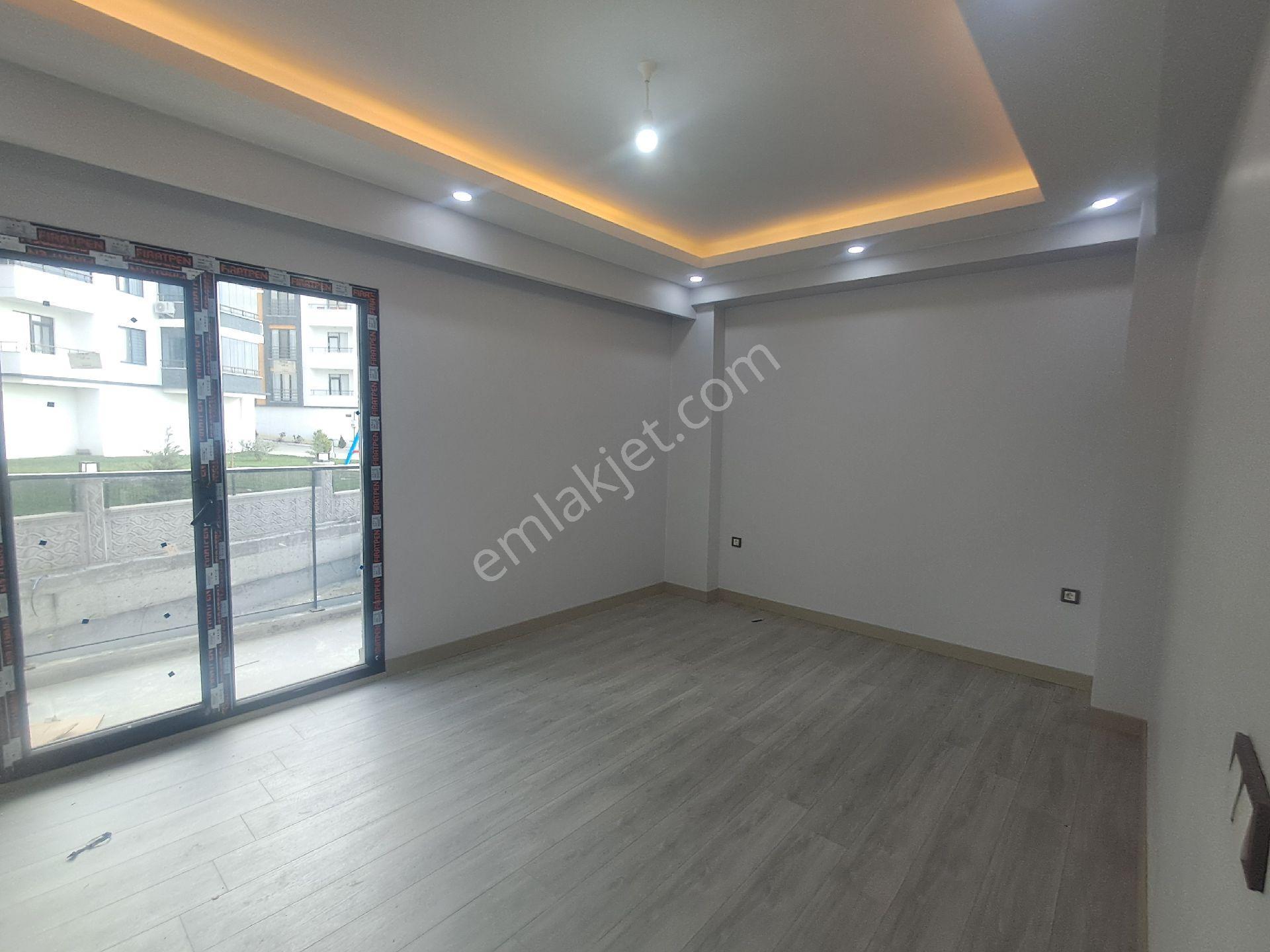 Ekşioğlu'ndan Tekirdağ Süleymanpaşa Atatürk Mahallesi 3+1 Satılık Daire - Görsel 17