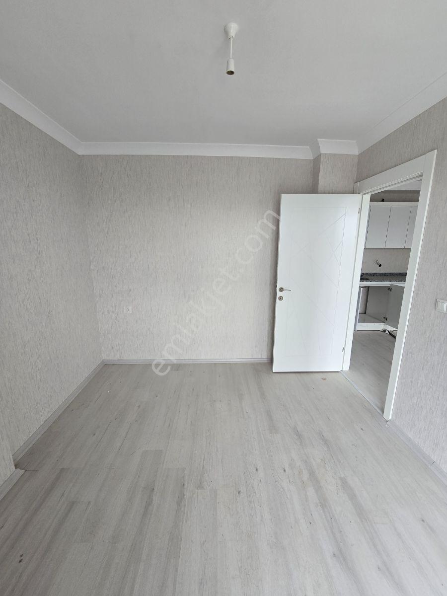 Mert Emlaktan Uygun Fıyat Kupon 1+1 Daıre Ara Kat Esyalı - Görsel 7