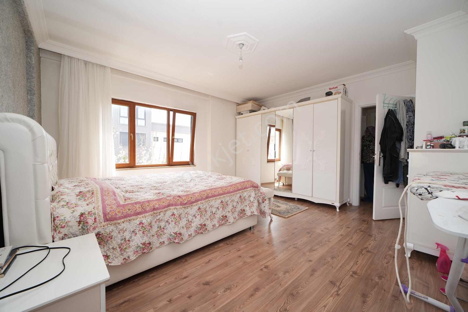 Özlüce 19 Mayıs Mahallesinde 5+1 Müstakil Köşe Parsel Villa - Görsel 27