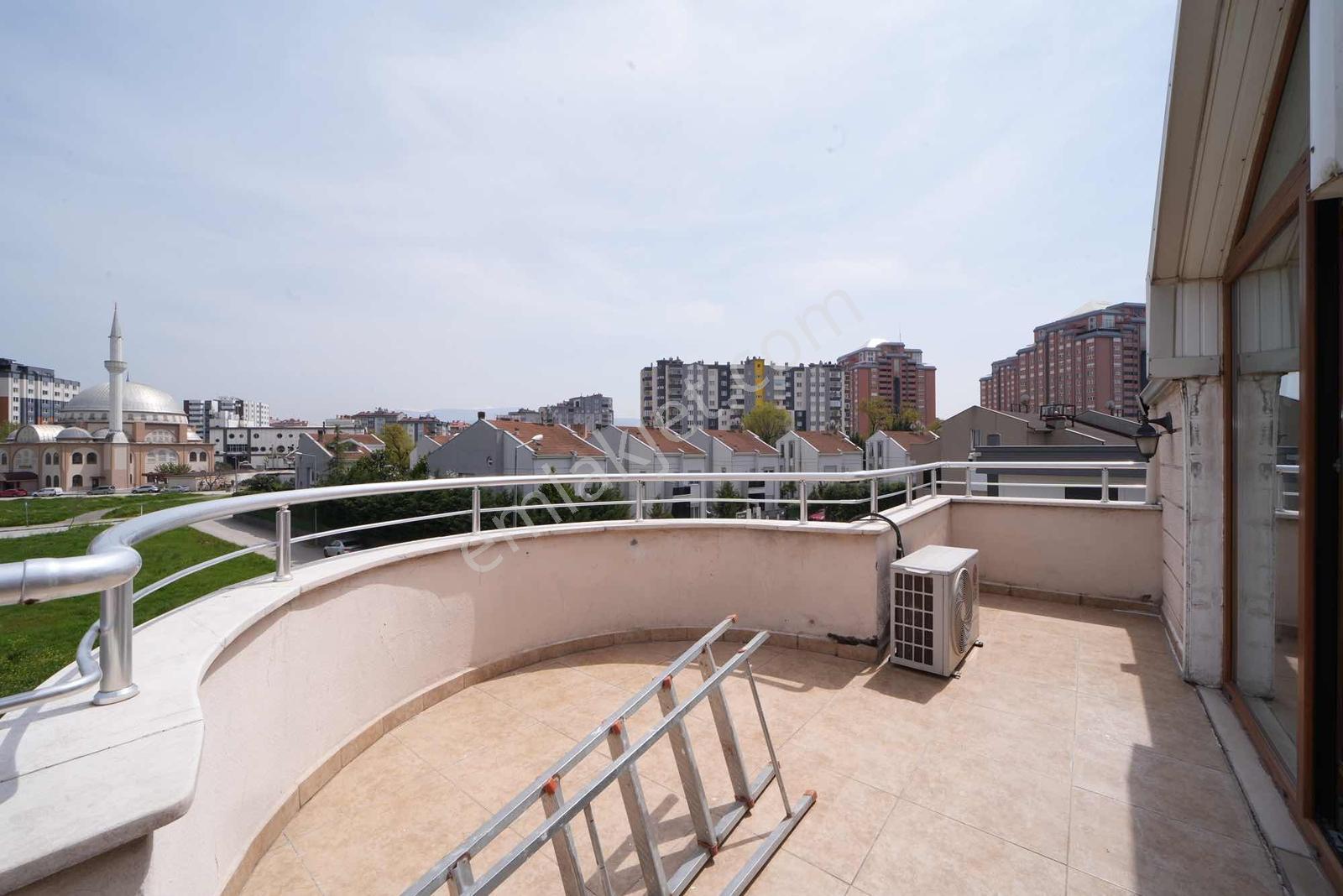 Özlüce 19 Mayıs Mahallesinde 5+1 Müstakil Köşe Parsel Villa - Görsel 26