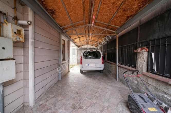 Özlüce 19 Mayıs Mahallesinde 5+1 Müstakil Köşe Parsel Villa - Görsel 10