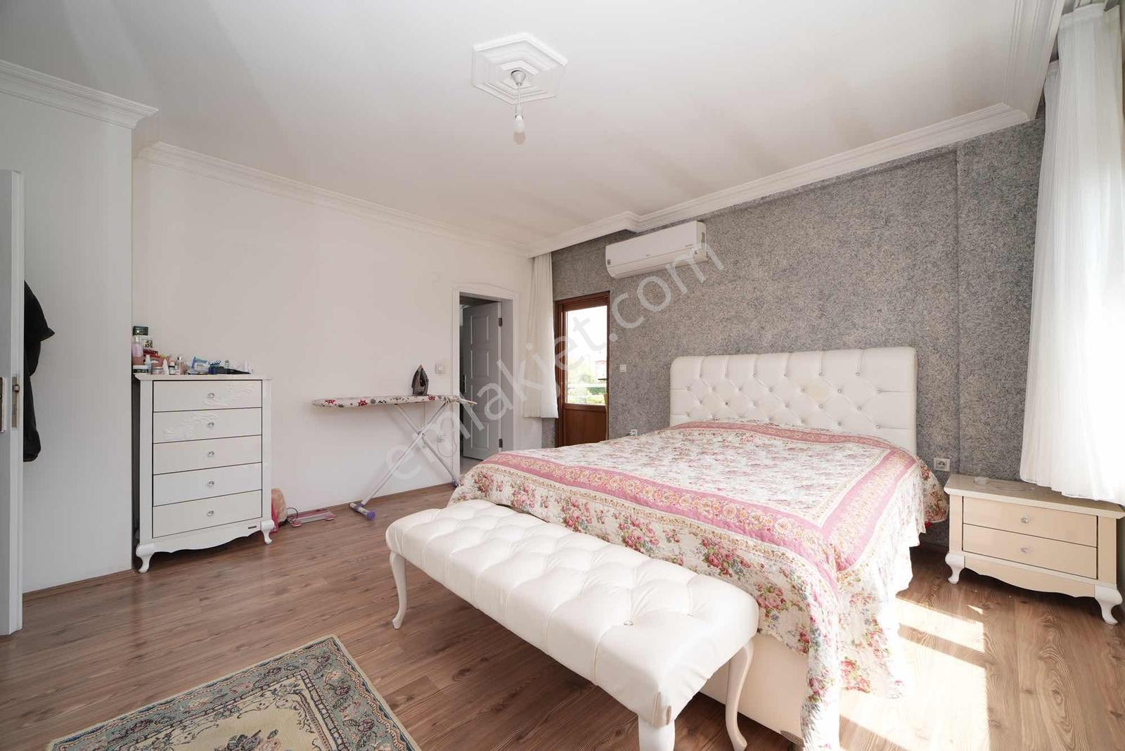 Özlüce 19 Mayıs Mahallesinde 5+1 Müstakil Köşe Parsel Villa - Görsel 19