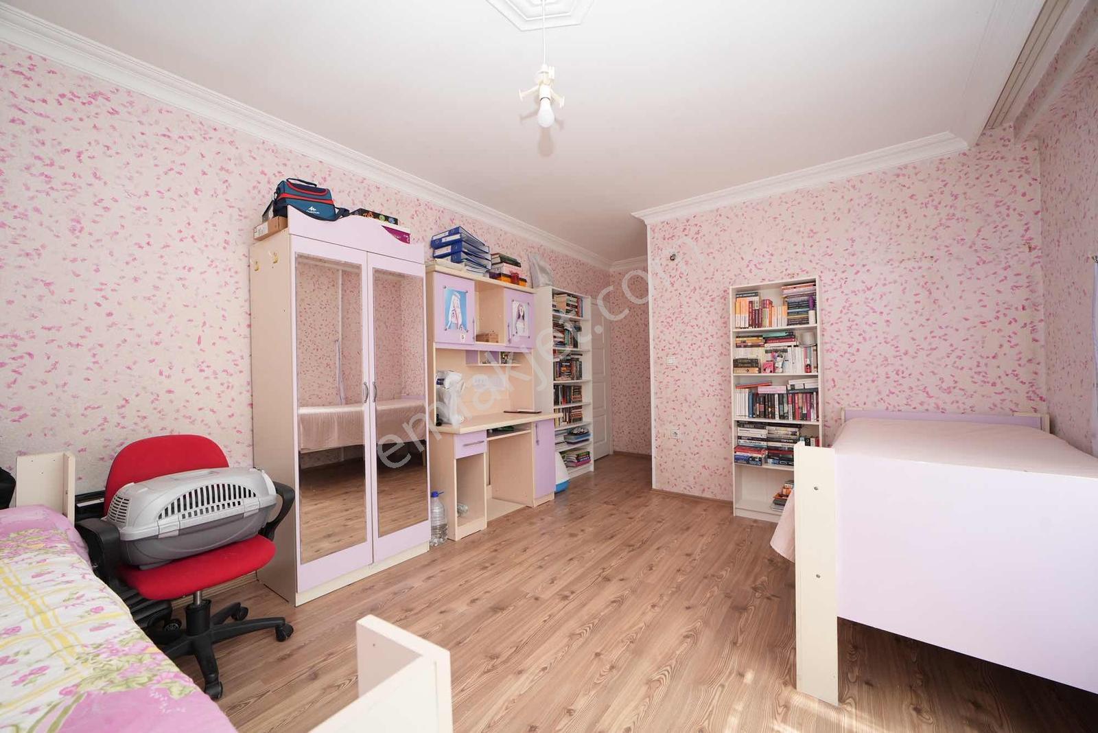 Özlüce 19 Mayıs Mahallesinde 5+1 Müstakil Köşe Parsel Villa - Görsel 35