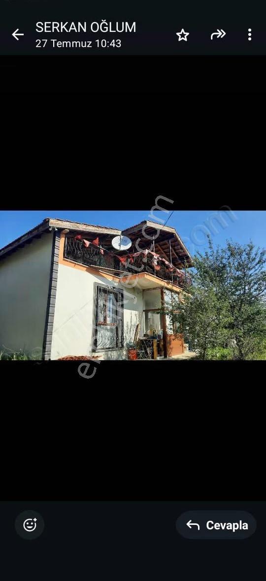 Banaz Hatipler Köyünde 5800m2 Tarla İçinde Ev - Görsel 2