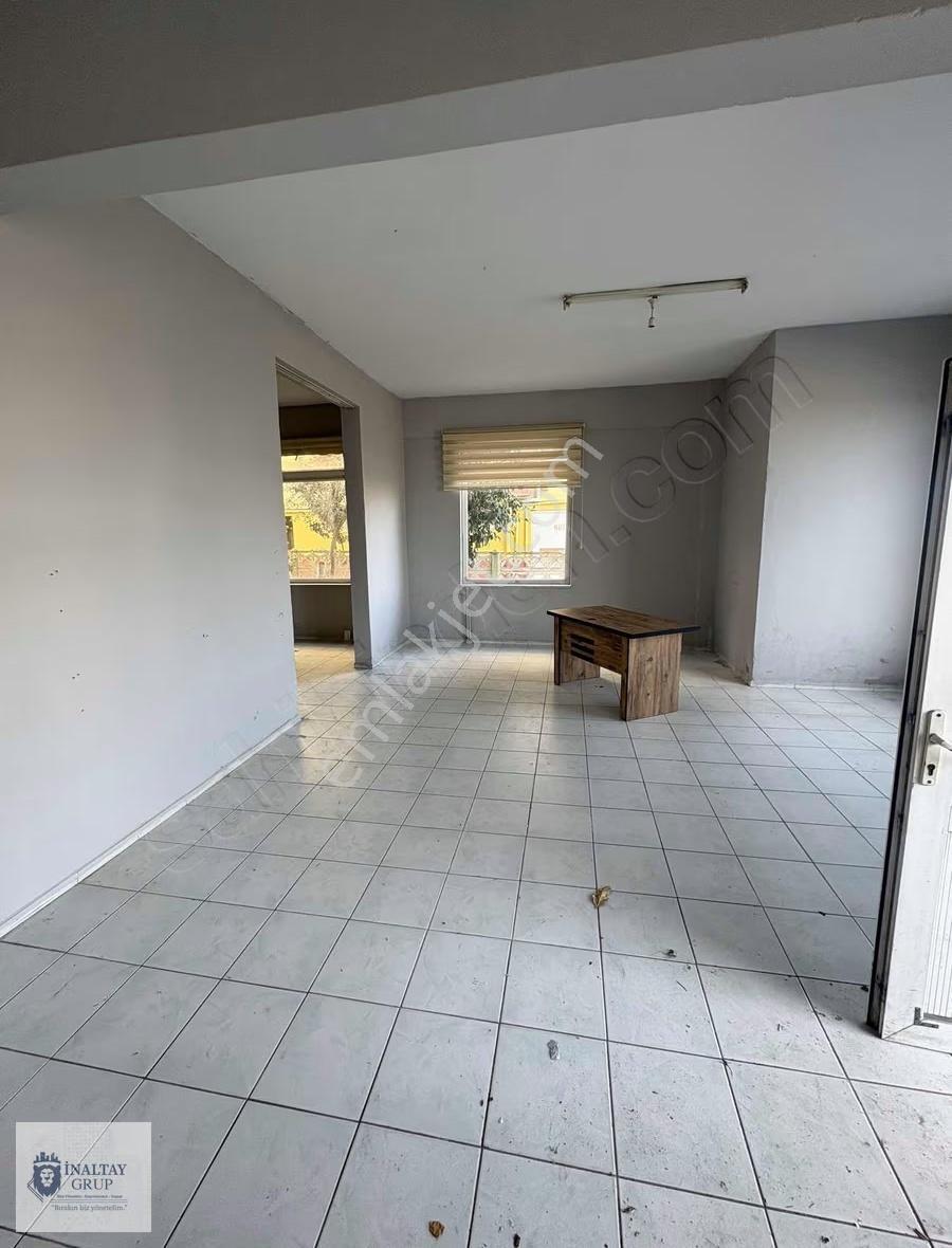 Gölcük Yüzbaşılarda D 130 Karayoluna Cepheli Satılık İşyeri.. - Görsel 12