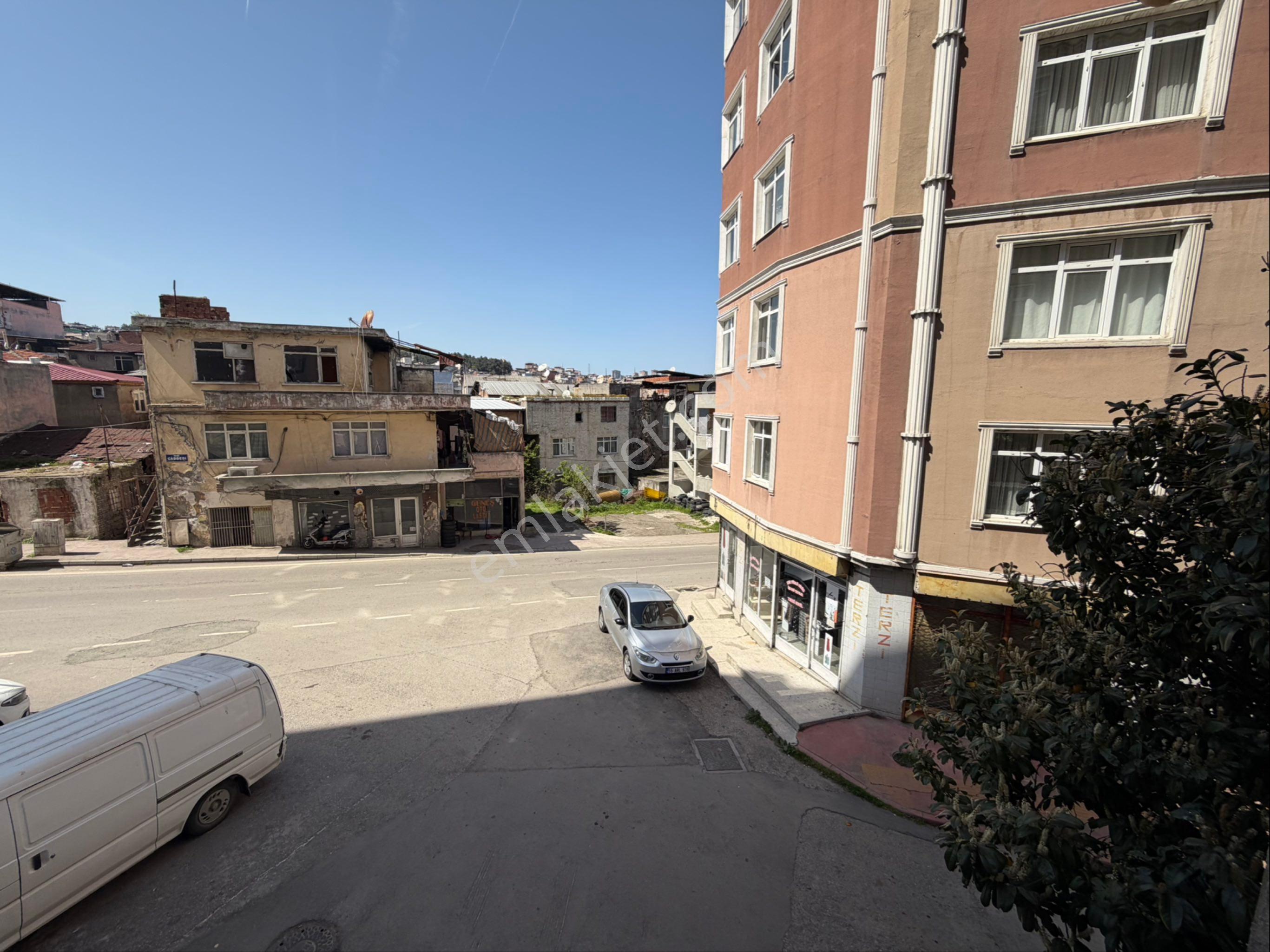 Yenidoğanda Gebi Caddesine Cephe Satılık 3+1 Daire - Görsel 24