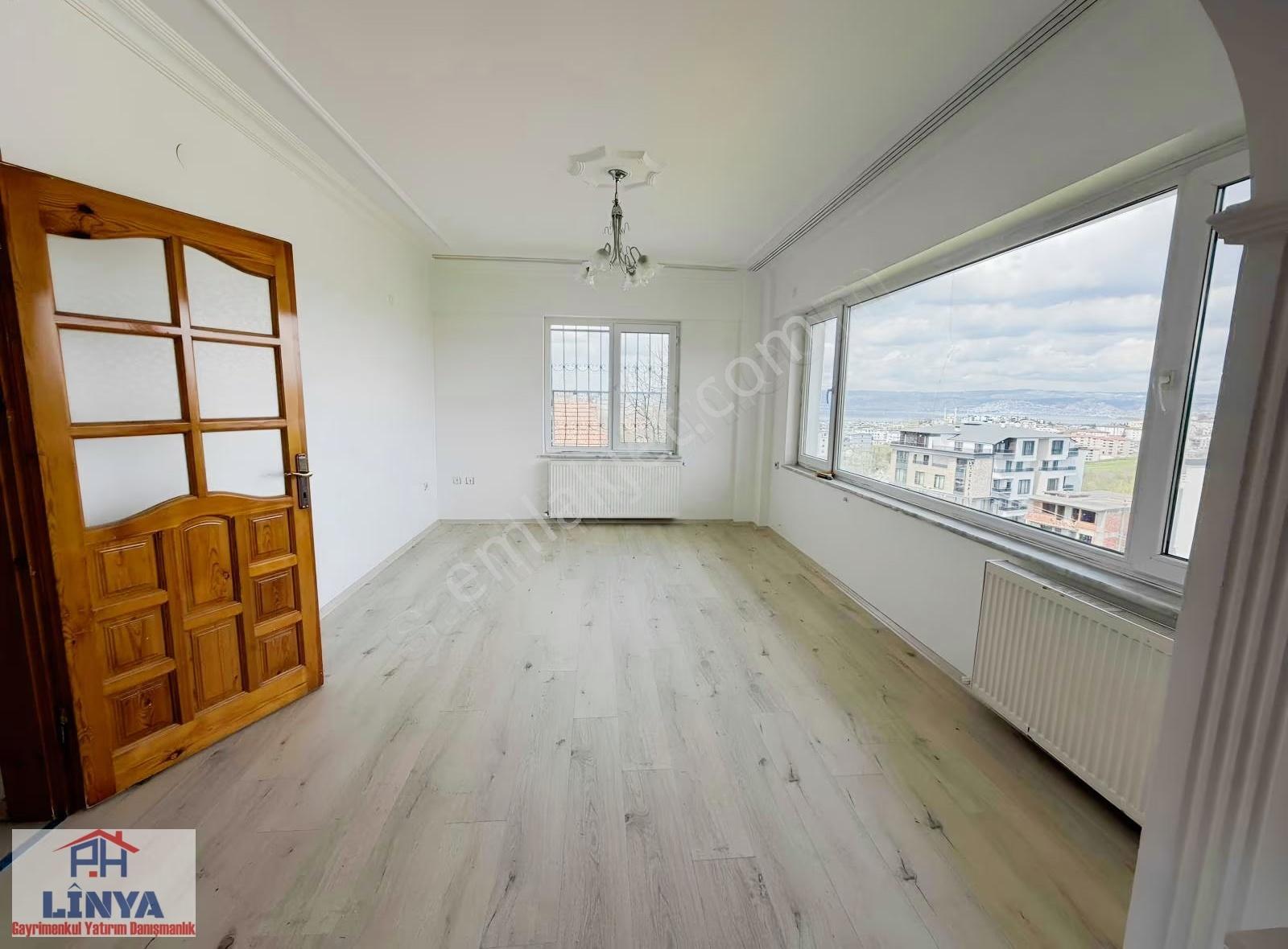 Başiskele'de Deniz Manzaralı 3+1 Kiralık Daire - Görsel 24