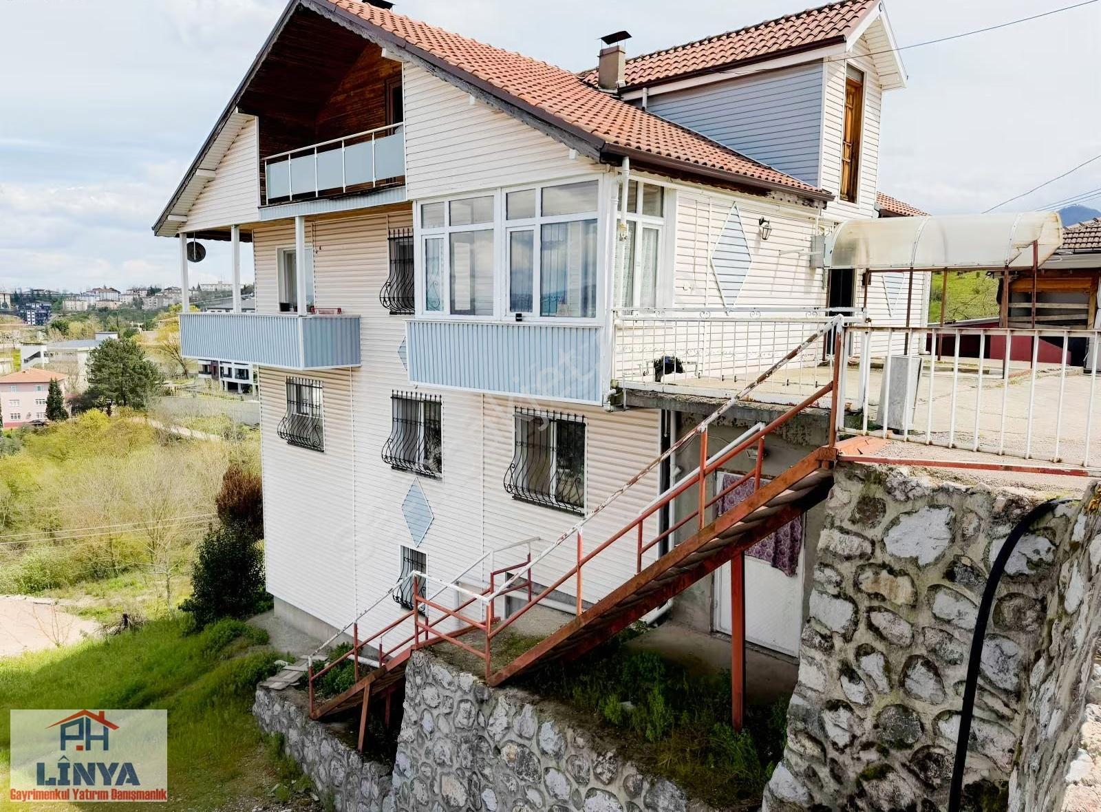 Başiskele'de Deniz Manzaralı 3+1 Kiralık Daire - Görsel 2