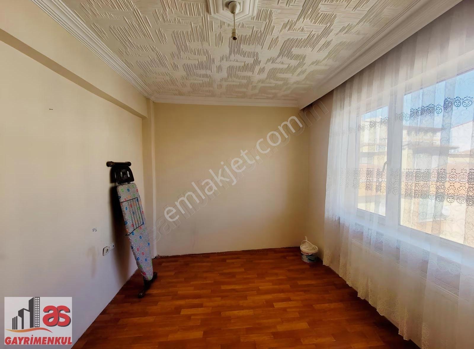 As Emlak'tan B.evler'de Kombili Balkonlu Uygun Fiyatlı 2+1 Daire