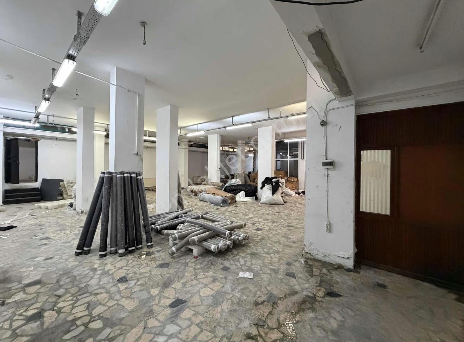 Merkez Mah. Kiralık 550 M2 Düz Giriş 3 Katlı İş Yeri Kepenkli - Görsel 2