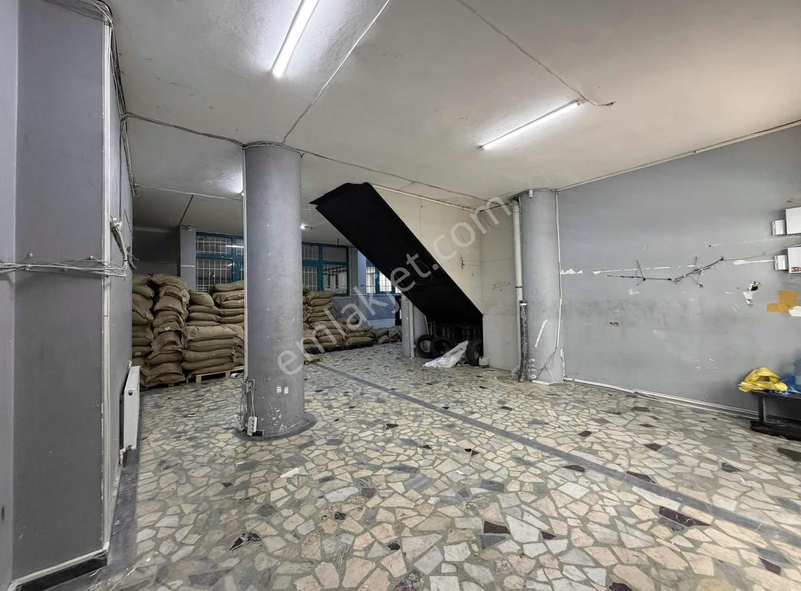 Merkez Mah. Kiralık 550 M2 Düz Giriş 3 Katlı İş Yeri Kepenkli - Görsel 30