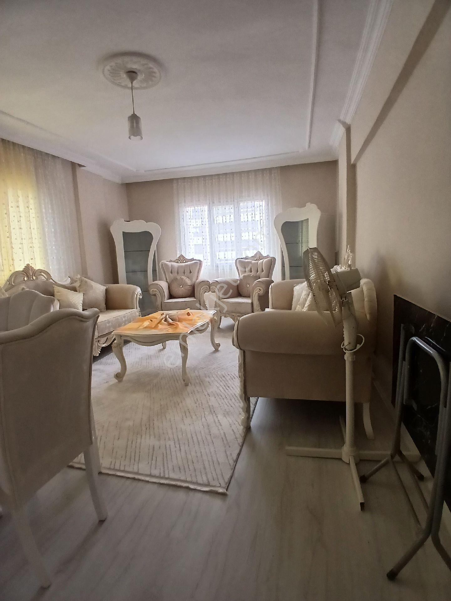 İzmir Torbalı Muratbey Mahallesinde 3+1 Arakat Daire Satılık