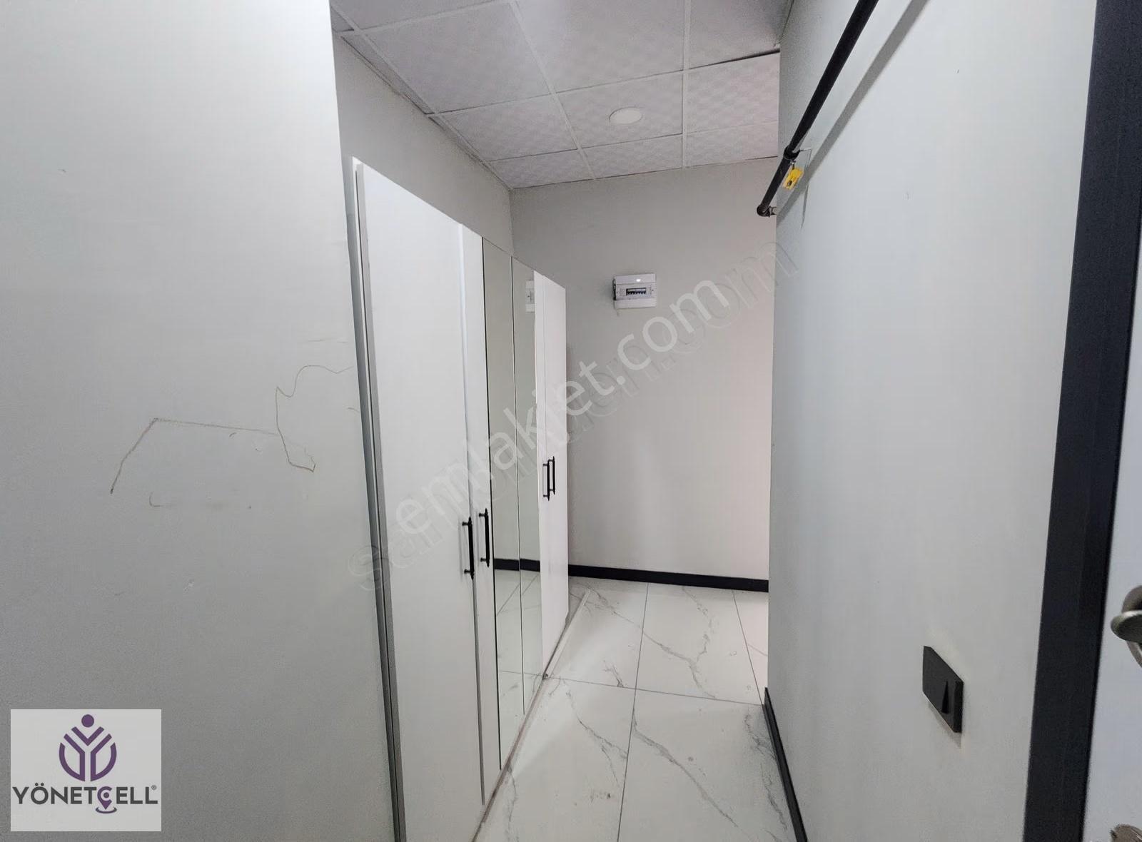 Yönetcell'den Hemdem Saray Evlerinde Çatı Katı Kiralık 1+1 Daire - Görsel 4