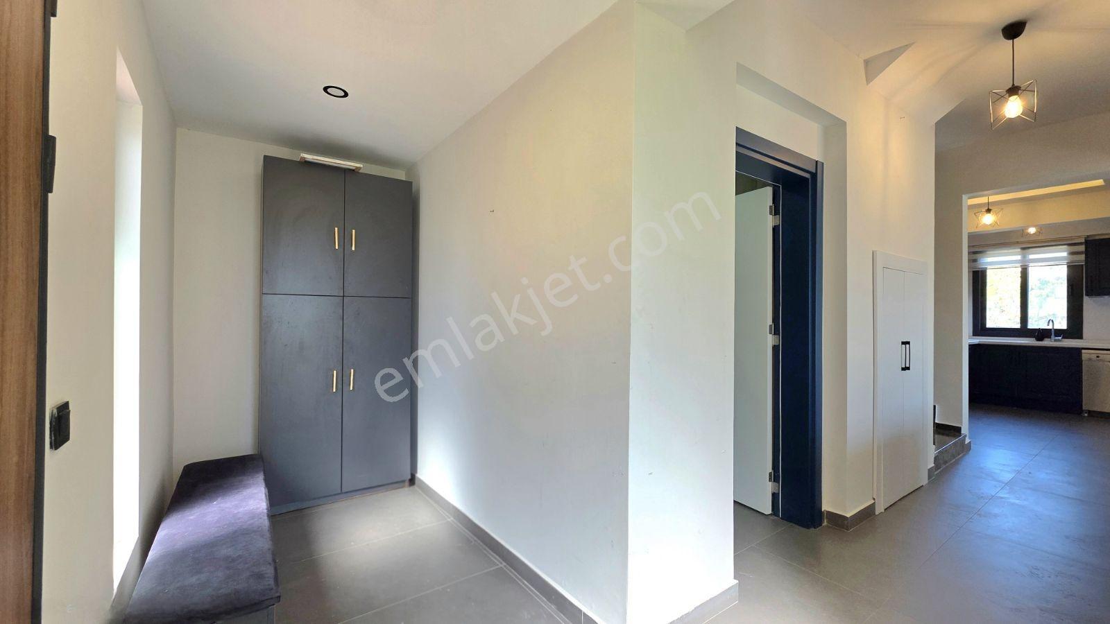 Fethiye Çiftlik'te Eşyalı Kiralık 4+1 190m2 Havuzlu Villa - Görsel 30