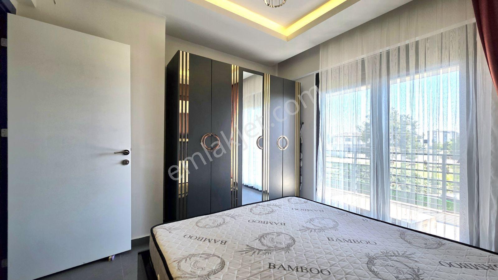 Fethiye Çiftlik'te Eşyalı Kiralık 4+1 190m2 Havuzlu Villa - Görsel 31
