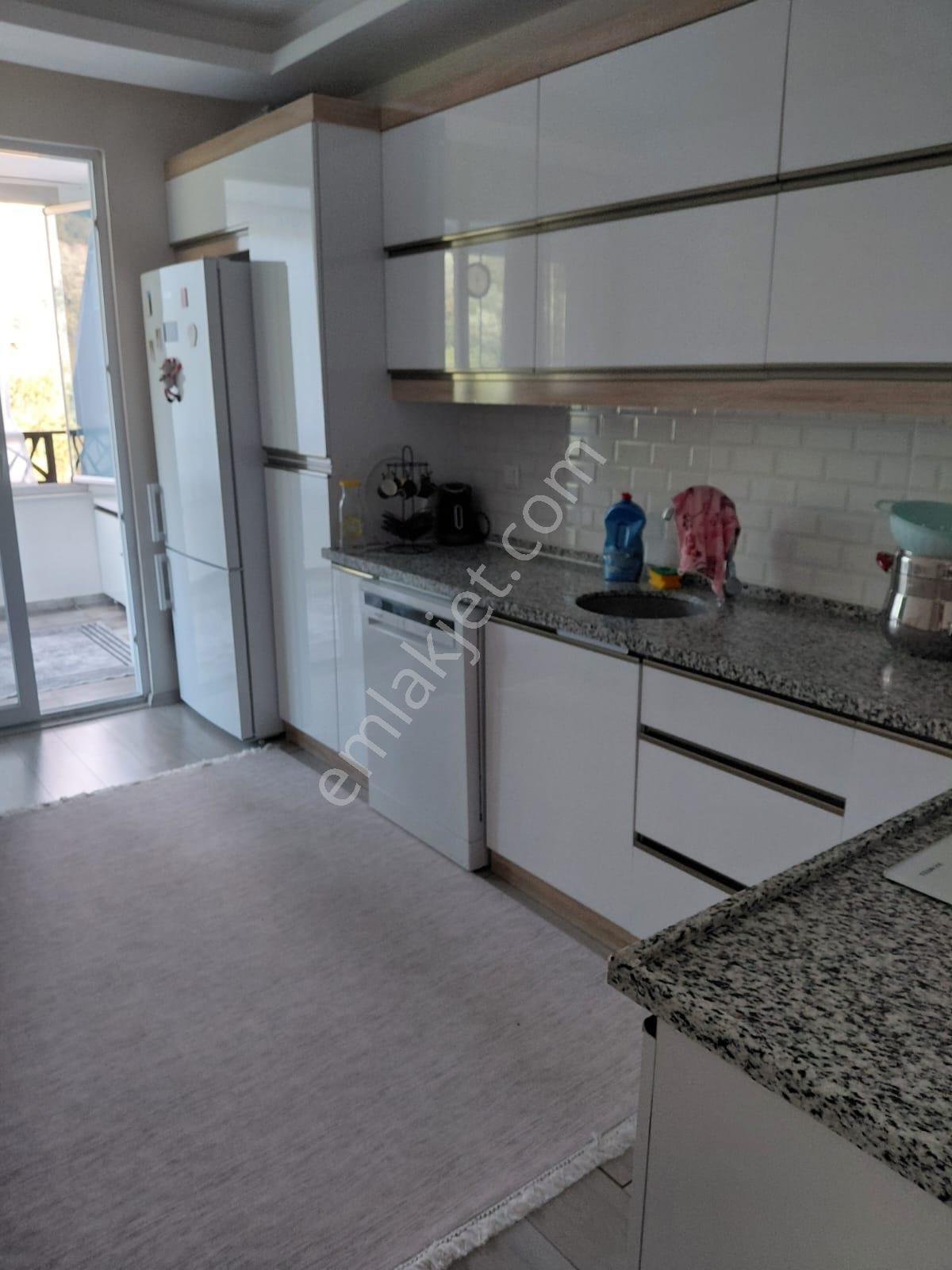 Tokat Niksar'da Adalet Gold Group Emlak'tan Kayapaşa Mahallesinde Satılık Daire 3+1 İçi Yapılı - Görsel 3