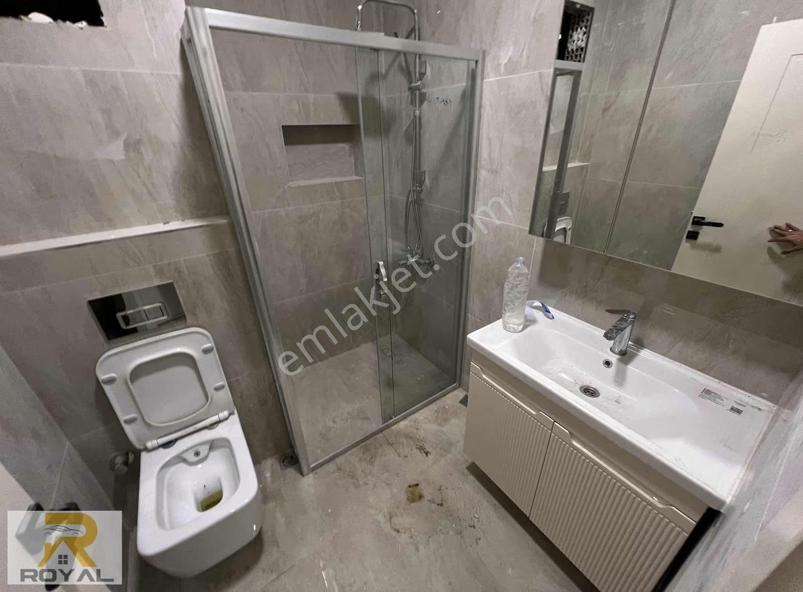 Royal'den Halkalı Merkez Mah'de 2+1 Lüks Yapılı Ekstralı Daire - Görsel 5