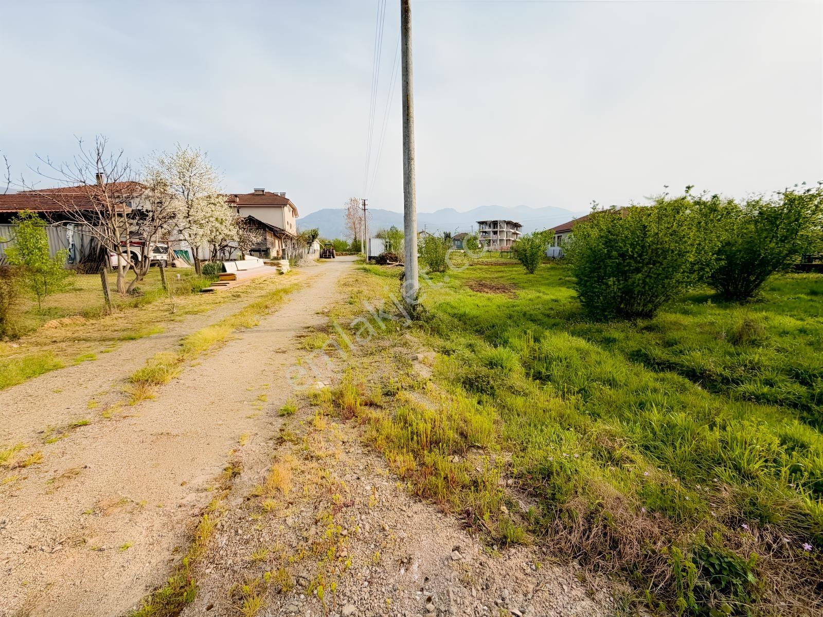 Acil Satılık 3 Kat İmarlı Müstakil 600 M² Geniş Cepheli Parsel - Görsel 3