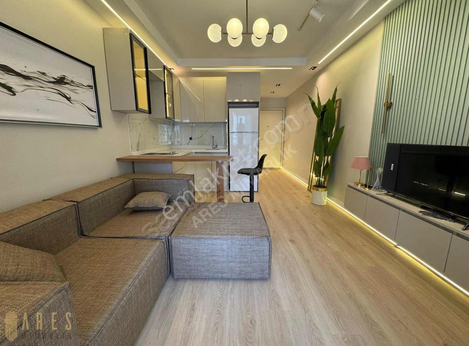 Aresten Metrobüse 8 Dk Ultra Lüx Eşyalı Daire