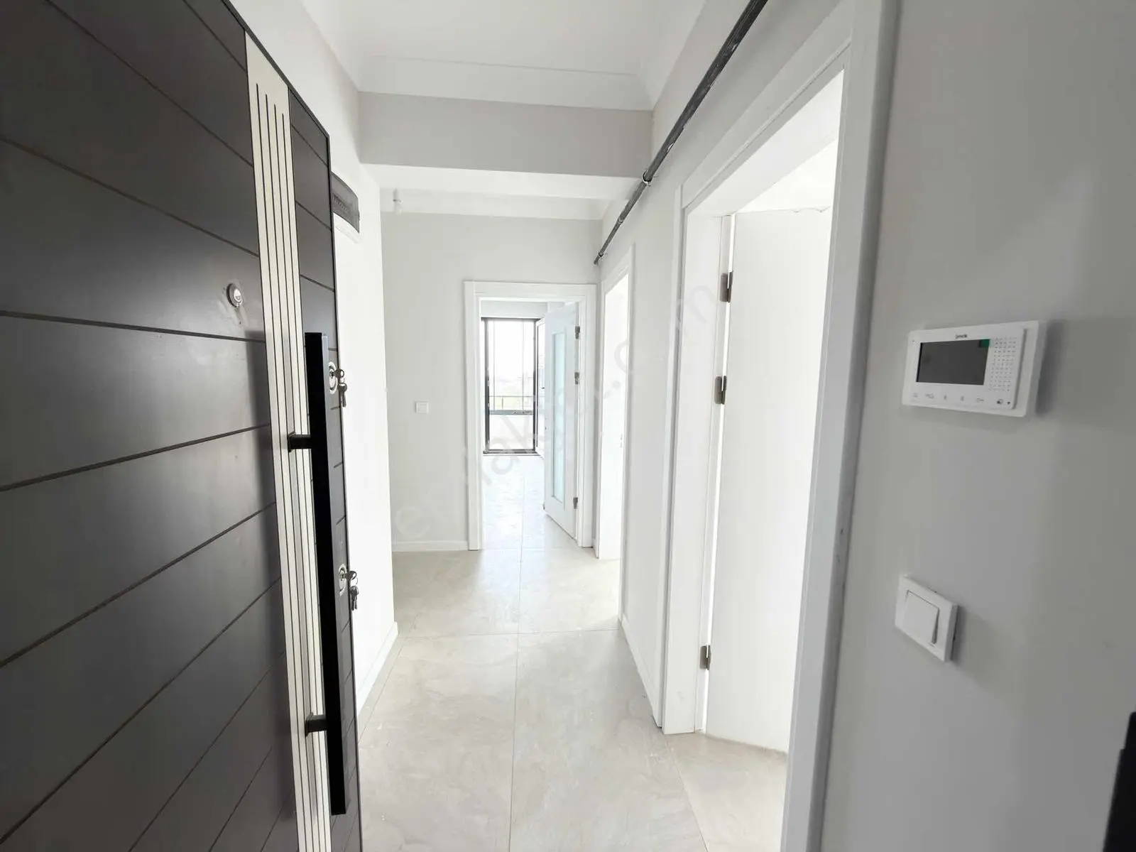 Emlak Evim'den Sarıdede Mah.de Kiralık 2+1 3+1 Daireler - Görsel 3