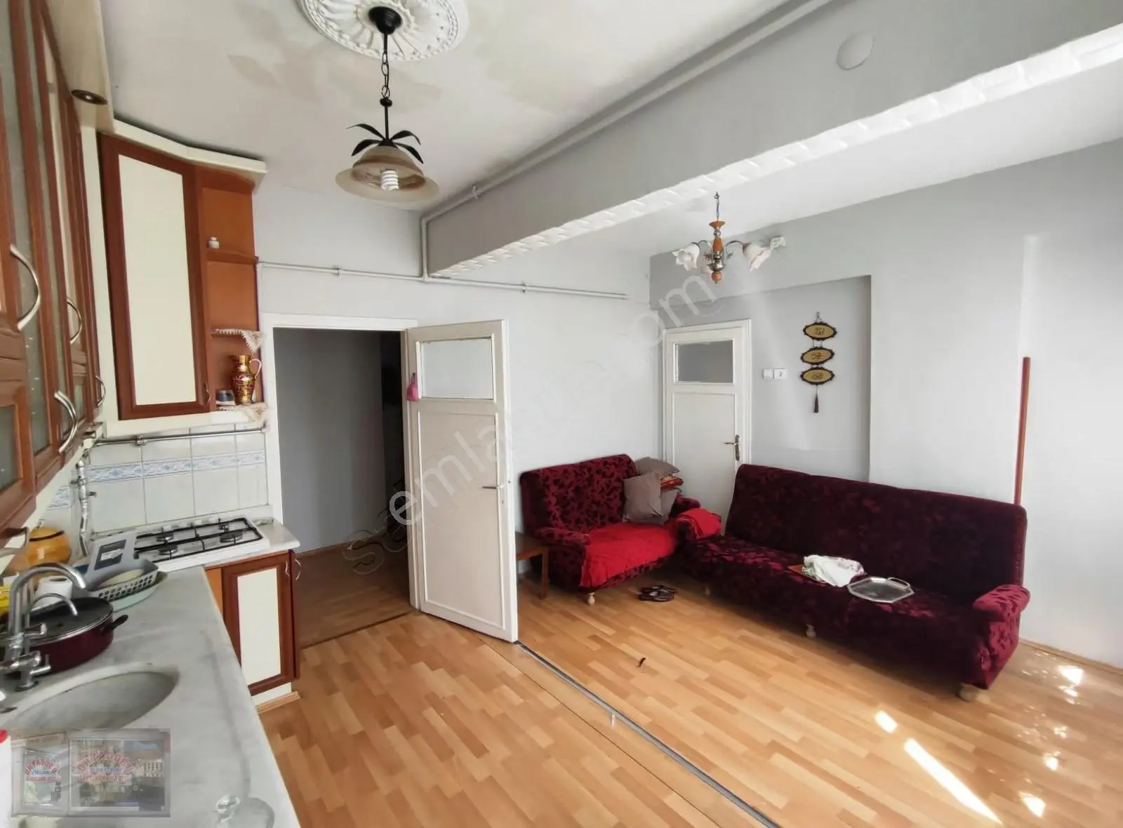 Cumhuriyet Mah.necatibey Cad Satılık Daire