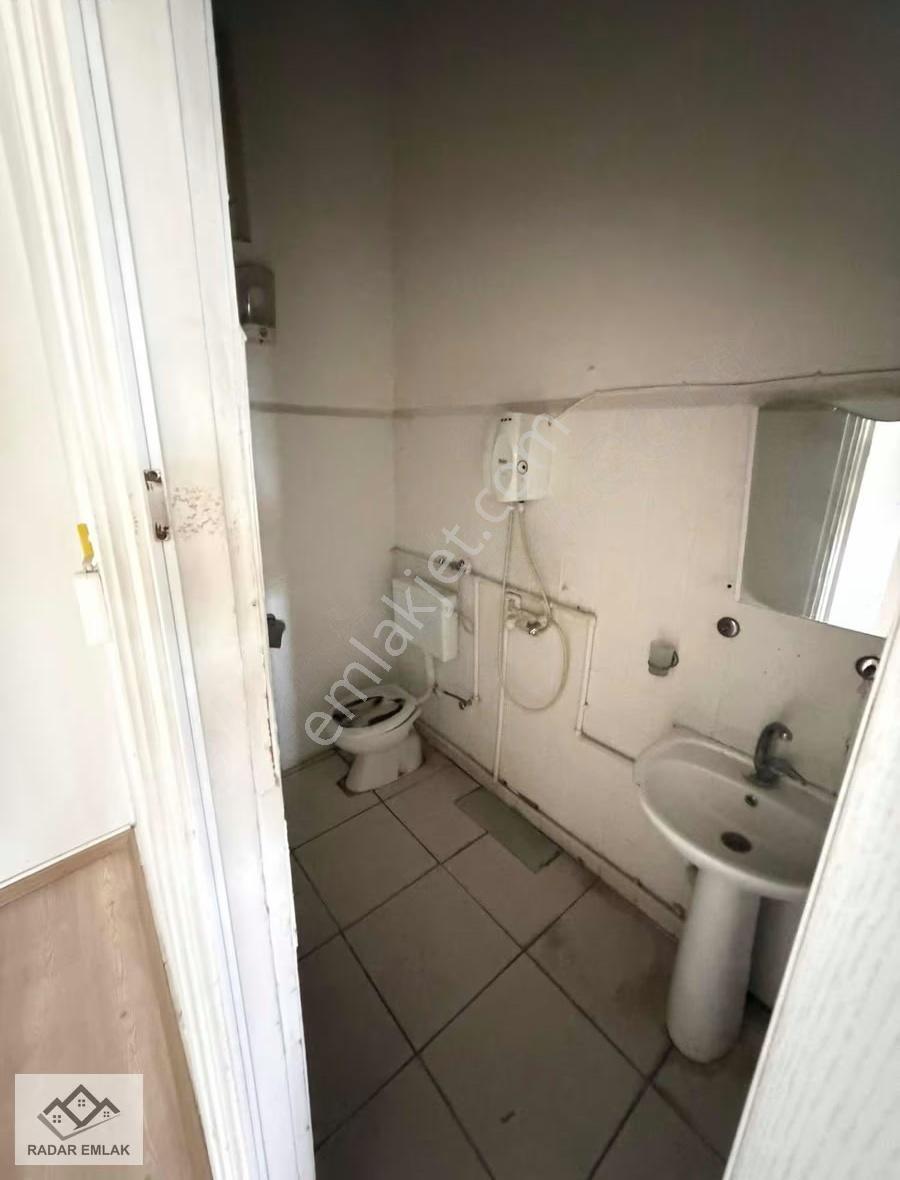 Mithatpaşa Ana Cadde Üzeri 90 M2 Geniş Bakımlı Kiralık Dükkan - Görsel 11