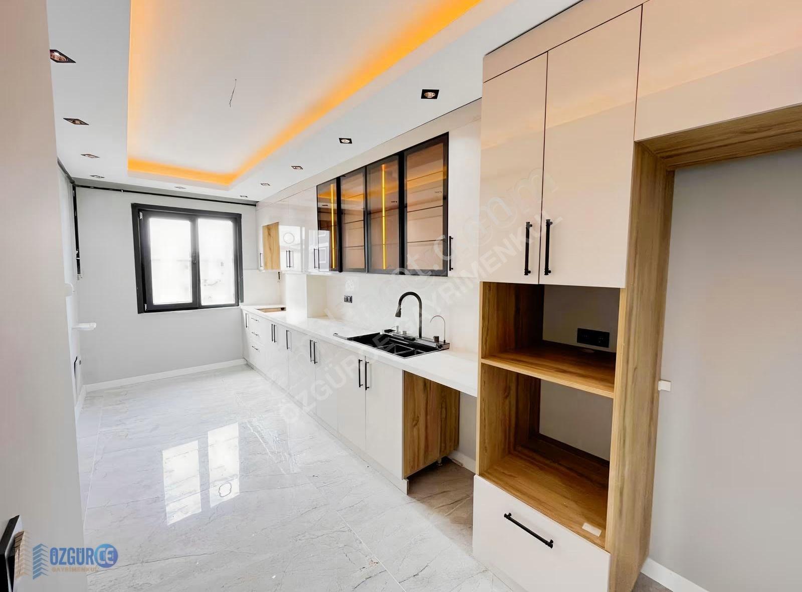 Özgürce Gyd'den İstasyon Cad. Üzeri Deniz Manzaralı 4+1 Dubleks - Görsel 25