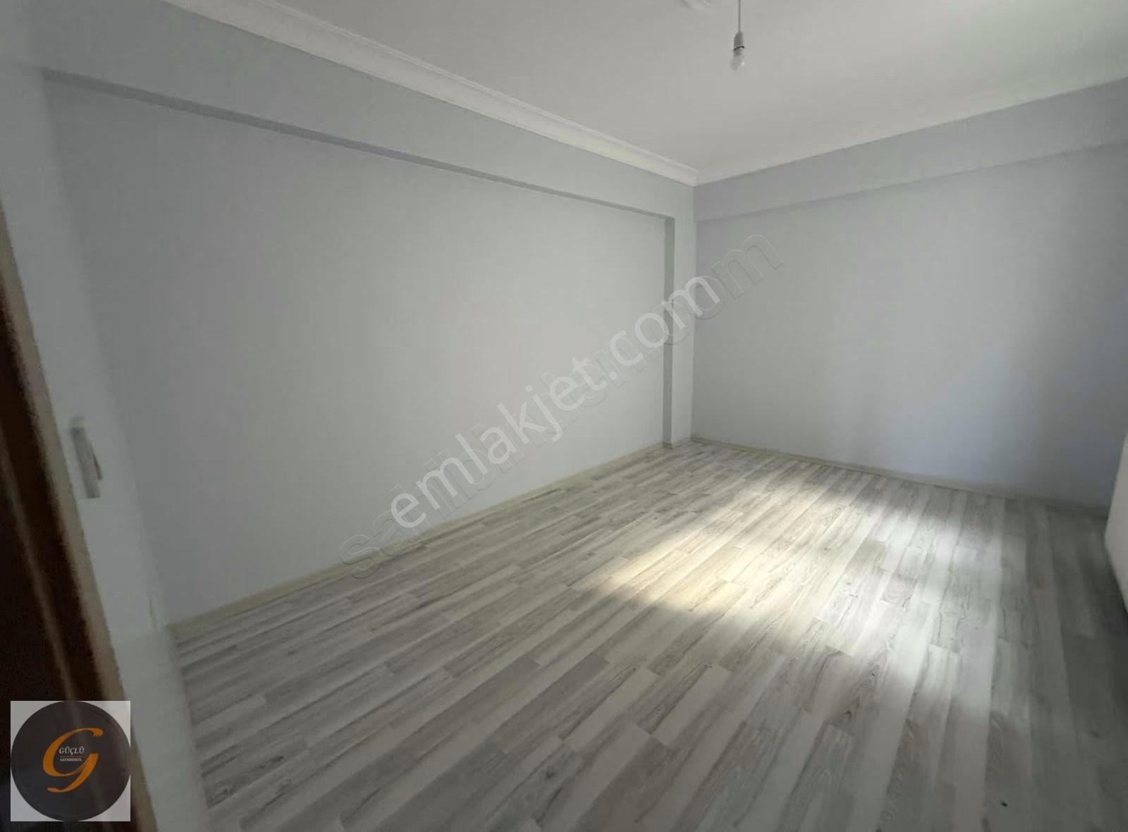 Yenice Merkezde Asansörlü 3+1 Arakat Kiralık Daire - Görsel 8