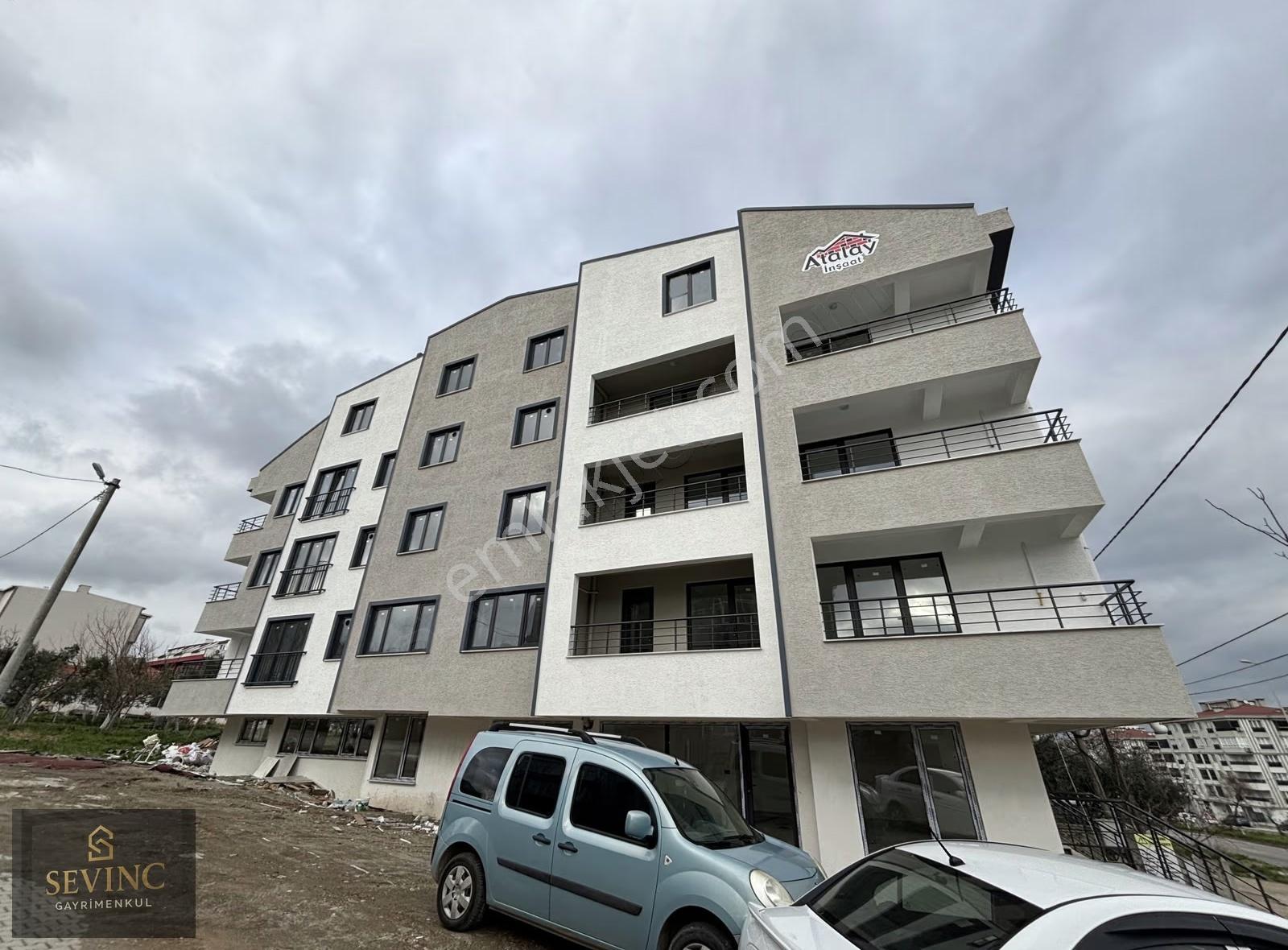 Sevinçten Erdek Asfaltında Güney Cephe Ara Kat 2+0 Kiralık Daire - Görsel 24