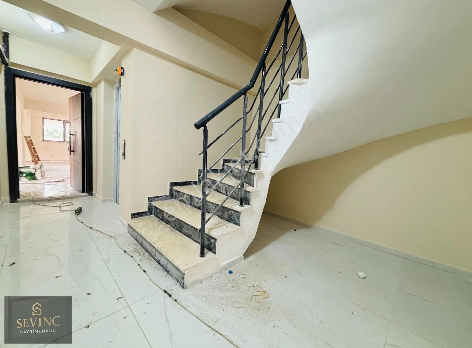 Sevinçten Erdek Asfaltında Güney Cephe Ara Kat 2+0 Kiralık Daire - Görsel 26