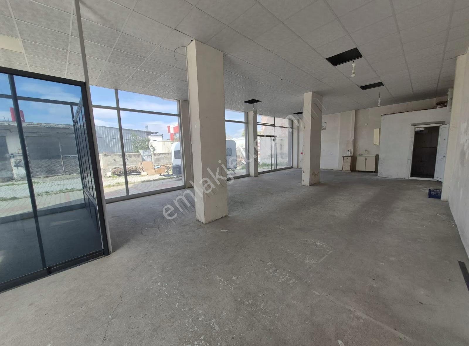 Ulukent'te Satılık 100m² Köşe Dükkan - İzban Yanı - Görsel 4