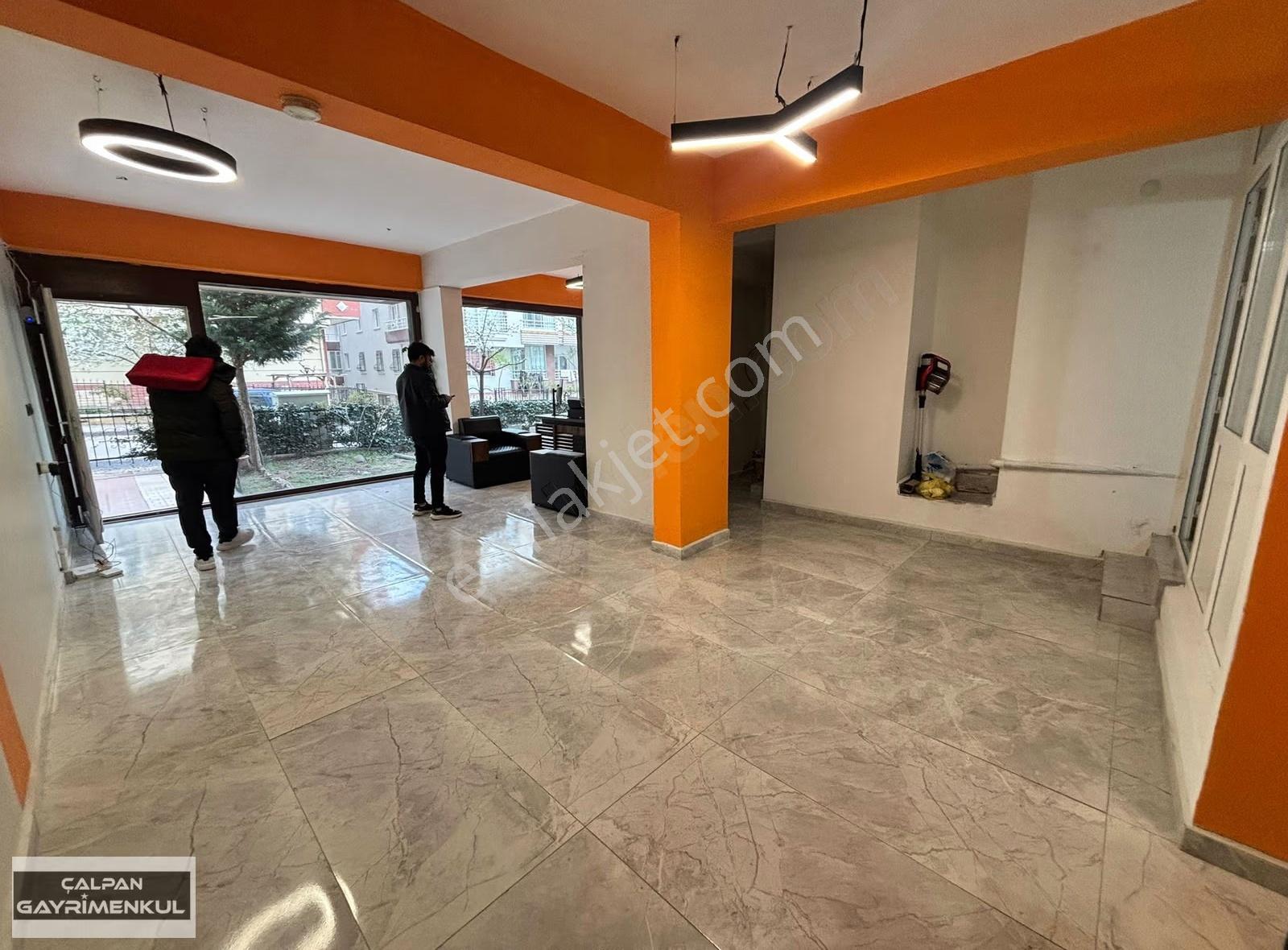 Araç Takasına Uygun 70 M2 Kullanım Alanına Sahip Satılık Dükkan - Görsel 11