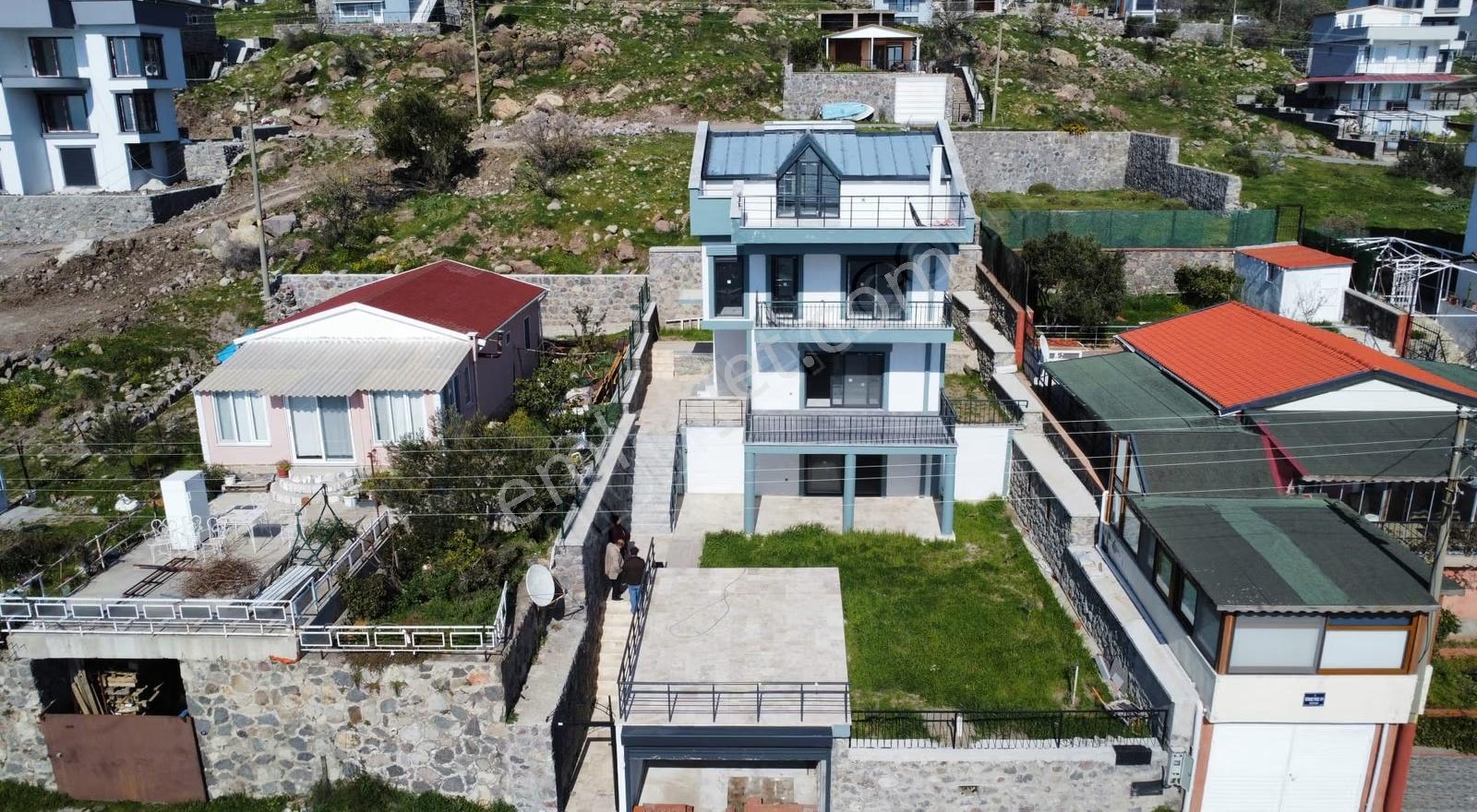 Çandarlı'da Panoramik Deniz Ve Adalar Manzaralı Lüks Villa - Görsel 2