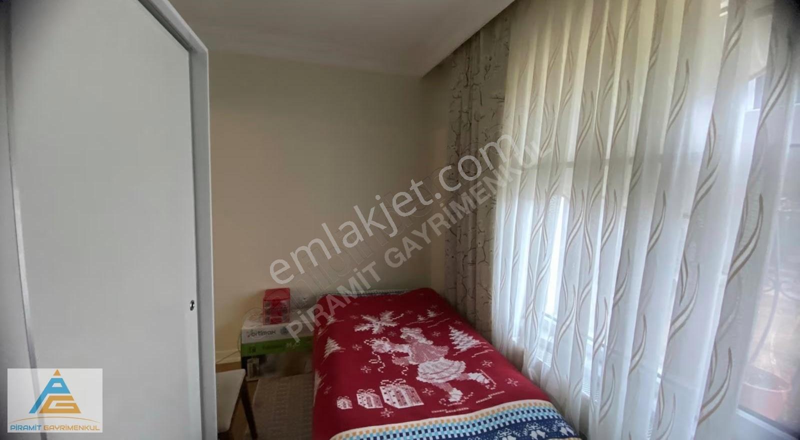 Onurkent Galaksi Sitesinde Satılık 3+1 Daire - Görsel 9