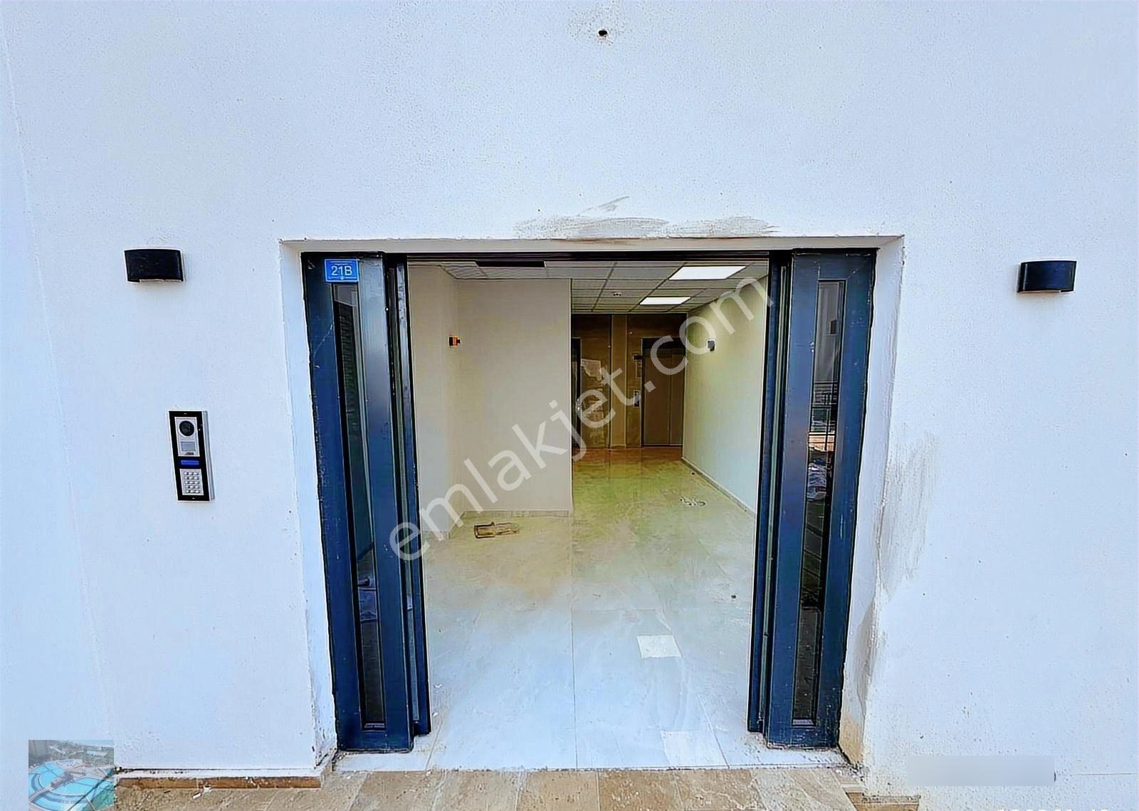 Mersin Erdemli Kargıpınarında Satılık Havuzlu Otoparklı 2+1daire - Görsel 18