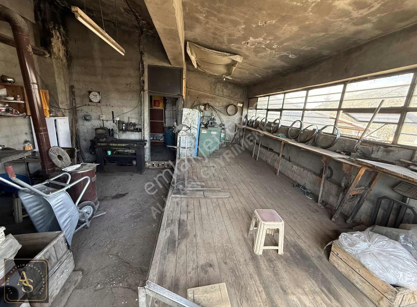 Ali Sarı Gayrimenkul'den Elmalı Sanayi Sitesinde Köşe Dükkan - Görsel 3