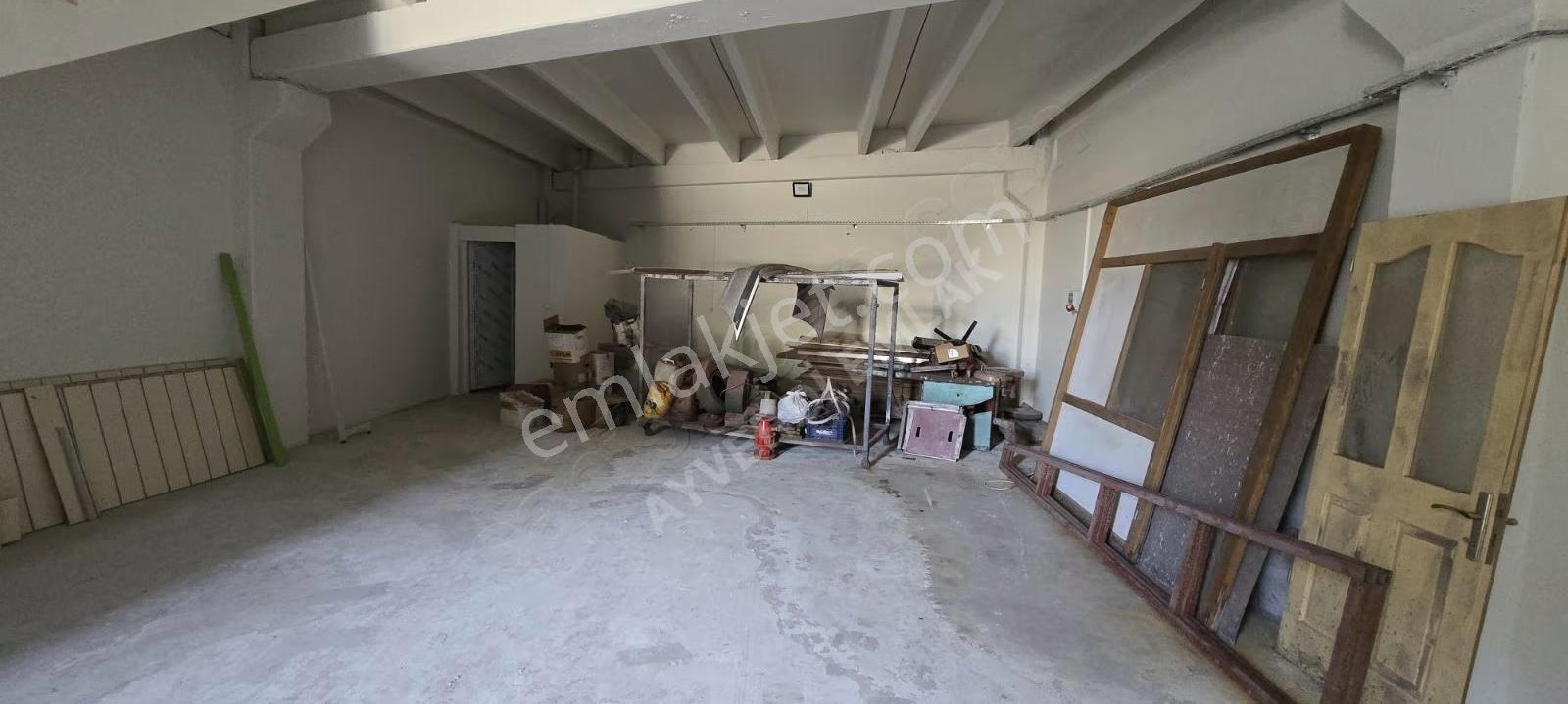 Atatürk Sanayi Sitesinde 220 M² Depo - Görsel 22