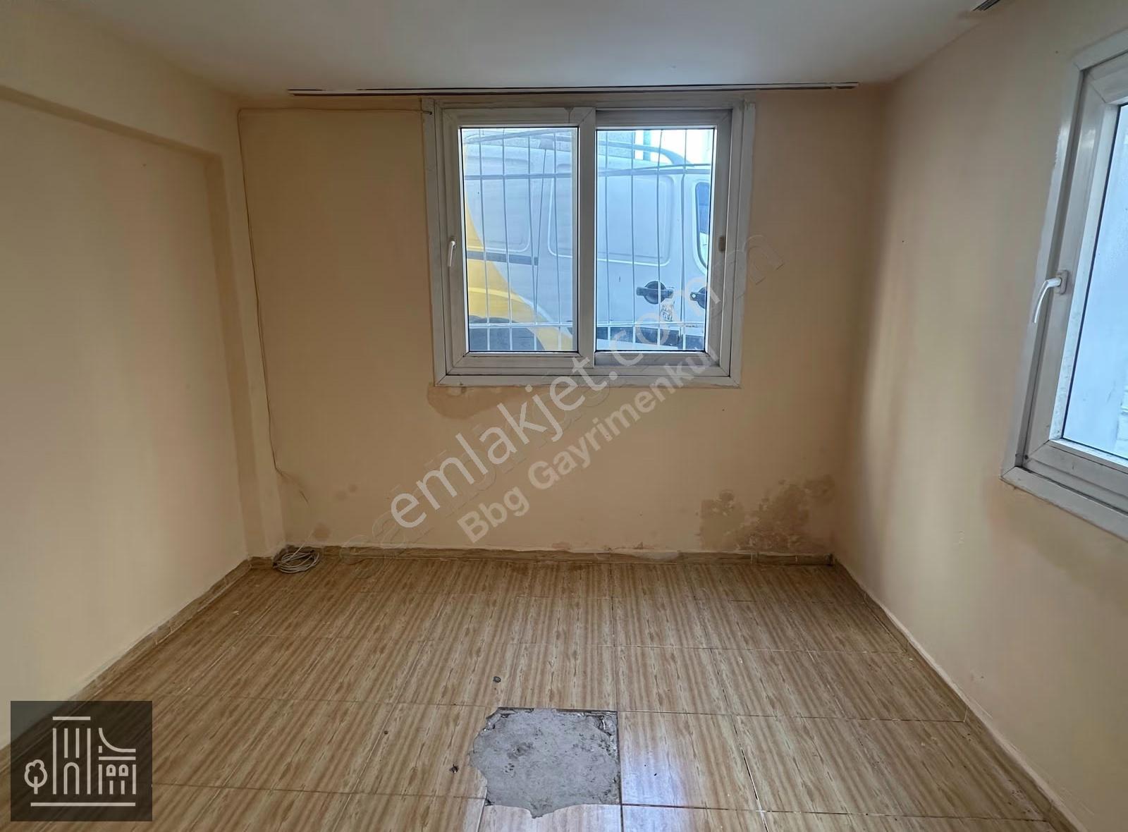 Acil Üçyol Meydan Yakını Atilla Mahallesinde 2+1 80m2 Klasik Dai - Görsel 6