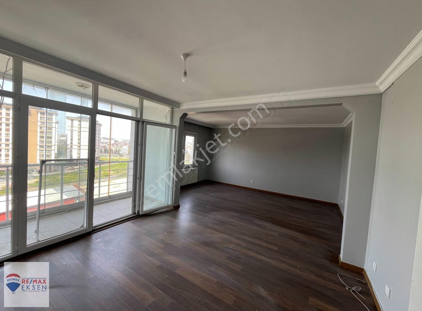 Sancaktepe Sardunya Evlerinde Kiralık 4+2 Dubleks Daire - Görsel 16