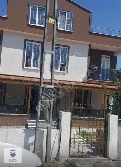 Avşa Adasında Denize Yürüme Mesafesi Havuzlu Satılık Villa - Görsel 4