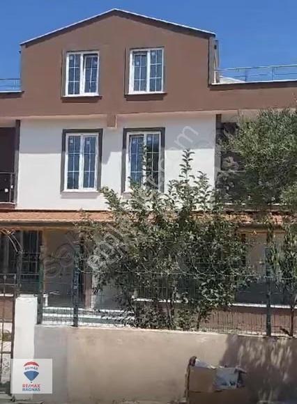 Avşa Adasında Denize Yürüme Mesafesi Havuzlu Satılık Villa - Görsel 6