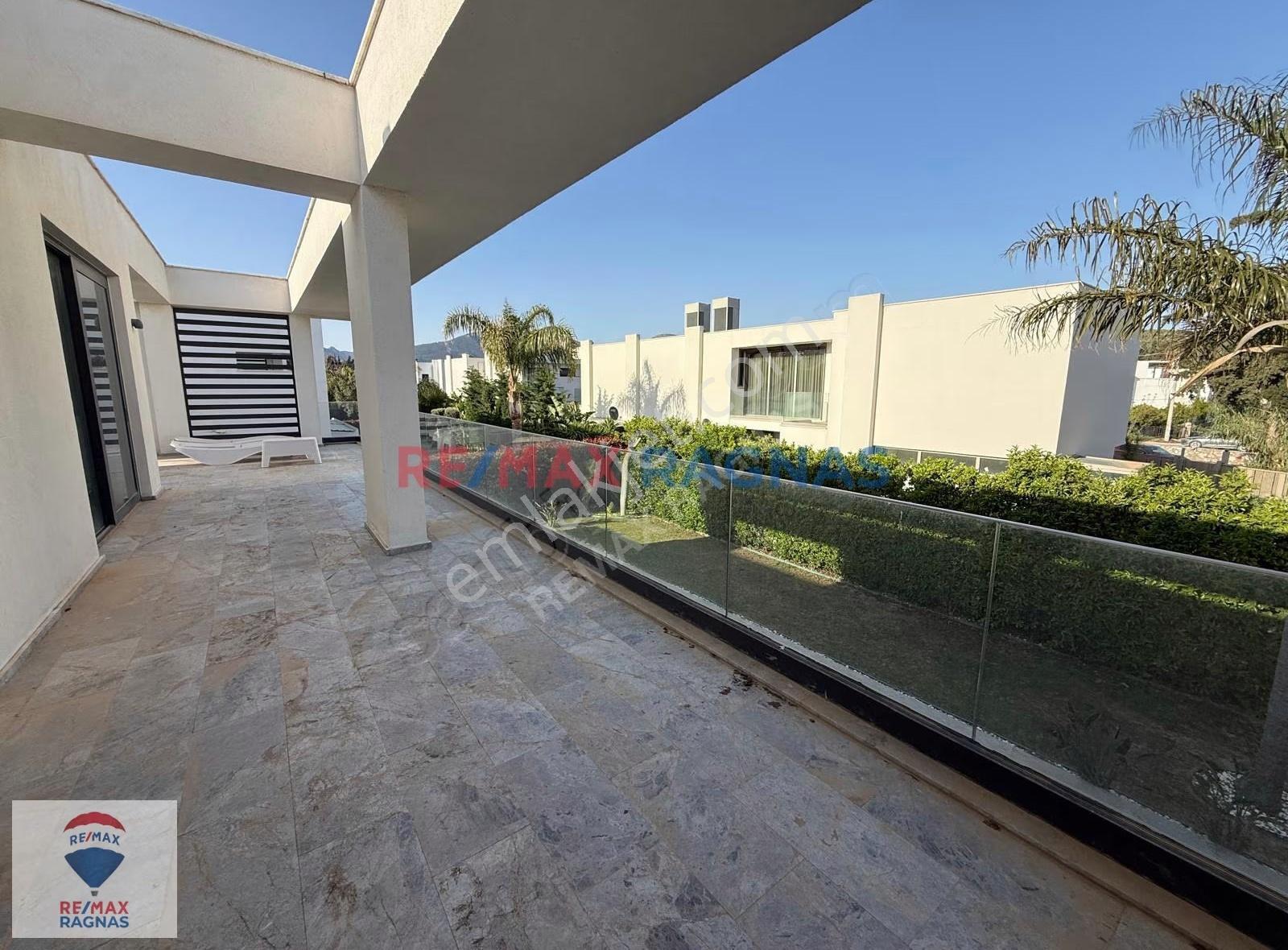 Bodrum Ortakent Müskebi'de Denize Yakın 5+2 Özel Havuzlu Villa - Görsel 31
