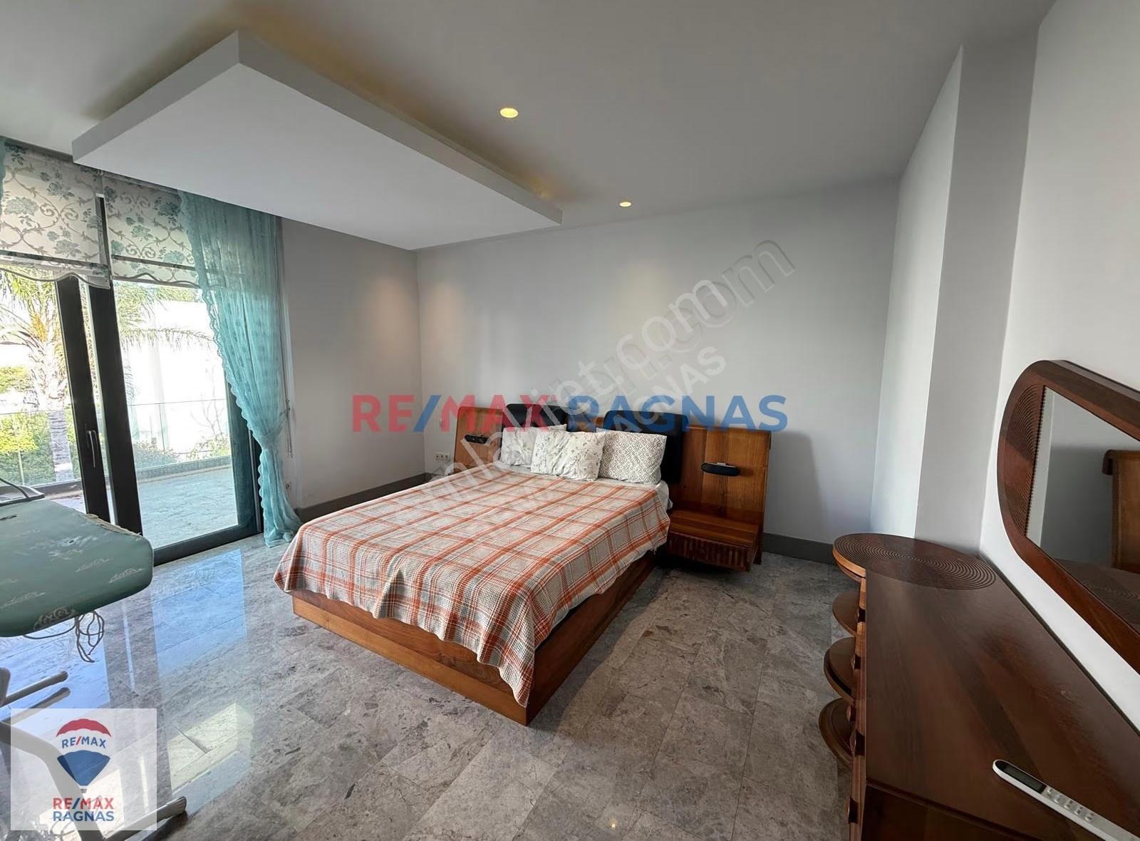 Bodrum Ortakent Müskebi'de Denize Yakın 5+2 Özel Havuzlu Villa - Görsel 14