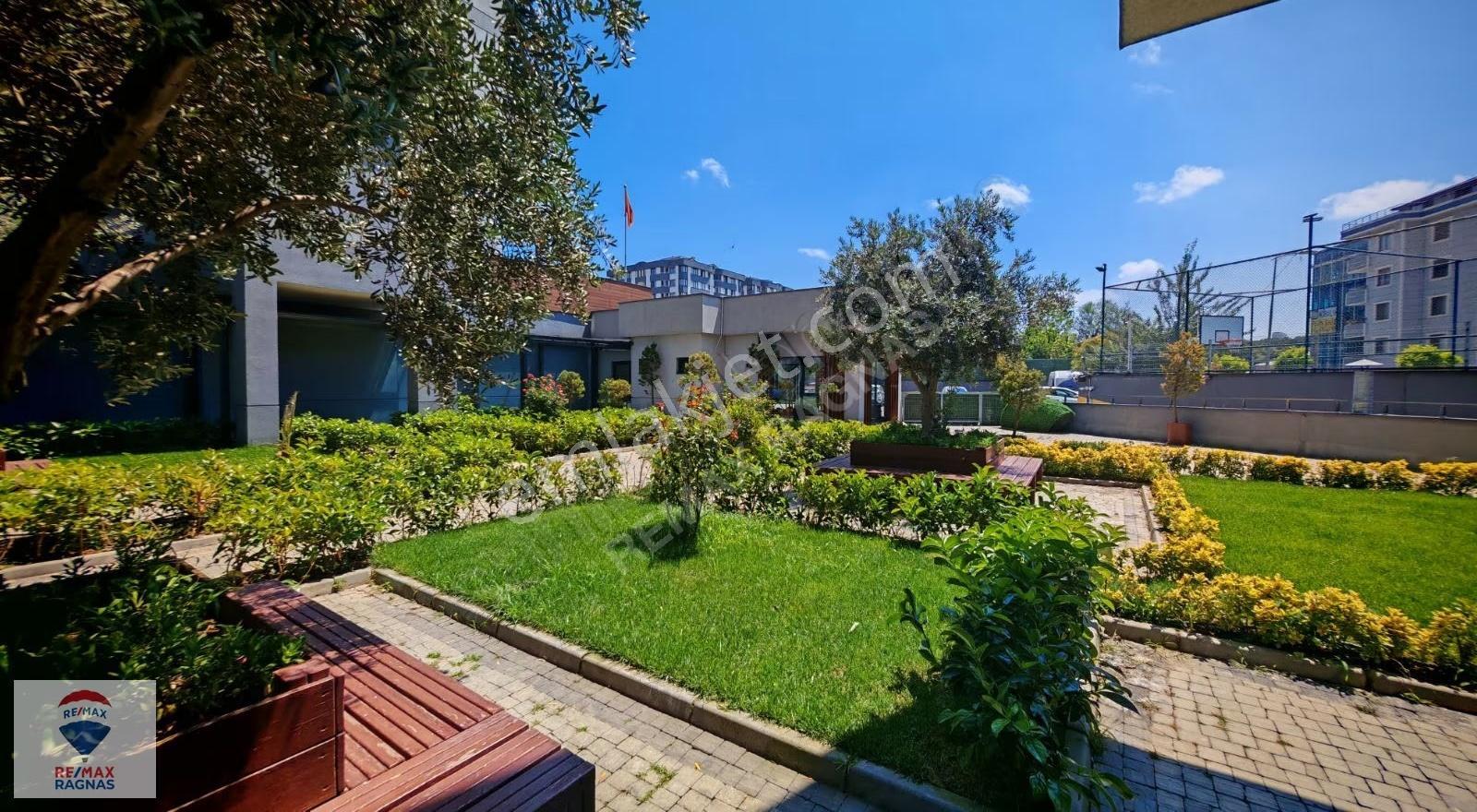 Çekmeköy Taşdelen Site İçinde Balkonlu 2+1 Daire 85m² Kiralık - Görsel 24