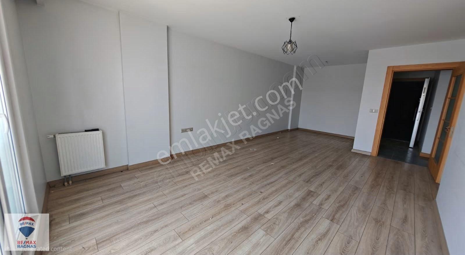 Çekmeköy Taşdelen Site İçinde Balkonlu 2+1 Daire 85m² Kiralık - Görsel 21